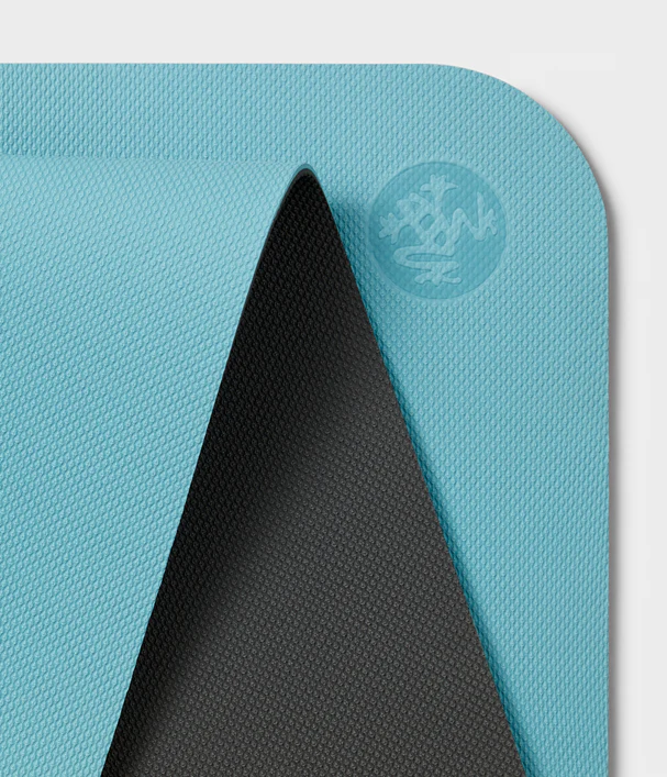 Στρωμα με γραμμή - Manduka Begin Yoga Mat - Blue Lotus Thunder Βάρος: 1,1 kg Διαστάσεις: 172 x 61 x 5mm - mykarma.gr