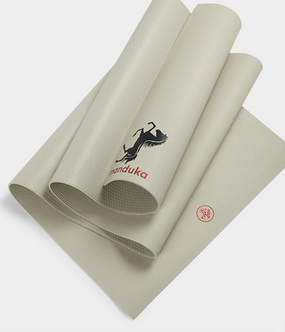 Στρώμα Yoga Manduka PROlite® Mat - Fire Horse  180cm x 61cm - 4,7mm - 2,1 kg - mykarma.gr
