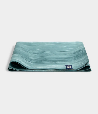 Στρώμα Manduka Travel eKO® superlite yoga mat - Sage Marbled   1,5mm  180cm x 61cm  1kg