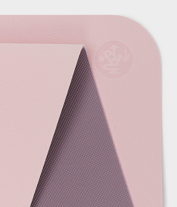 Στρωμα με γραμμή - Manduka Begin Yoga Mat - Cherry Blossom Elderberry Βάρος: 1,1 kg Διαστάσεις: 172 x 61 x 5mm