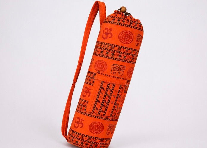 Boho Yoga Mat Bag - Τσάντα Μεταφοράς “Ohm” για στρώμα με πρακτικό κορδόνι - λεπτό βαμβάκι - ποικιλία χρωμάτων Διαστάσεις: 73x22x12 cm Ø12 cm