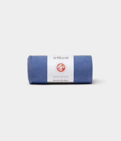 Manduka - Πετσέτα Χειρός - eQua® Hand Yoga Towel - Moon Διαστάσεις: 41cm x 67cm Βάρος: 90γρ - mykarma.gr