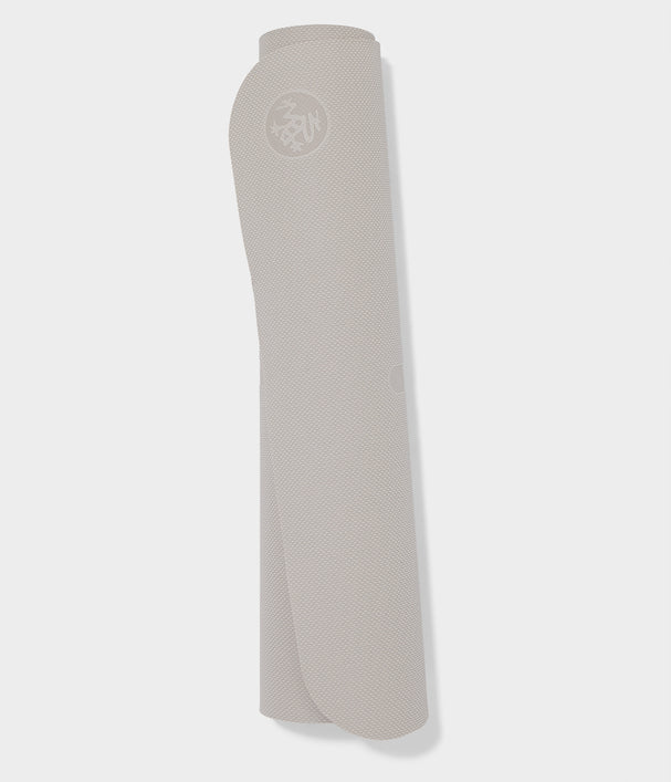 Στρωμα με γραμμή - Manduka Begin Yoga Mat - Crystal S Gray Βάρος: 1,1 kg Διαστάσεις: 172 x 61 x 5mm - mykarma.gr