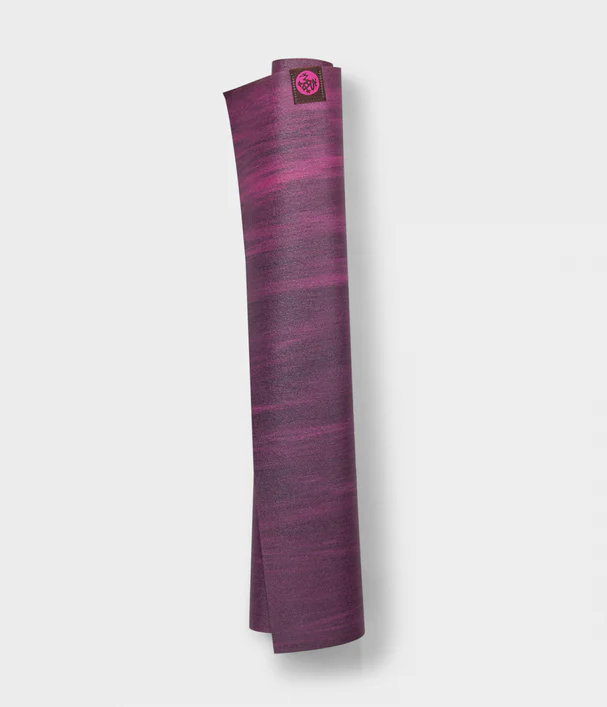 Νέο Στρώμα Manduka Travel eKO® superlite yoga mat - Rooibos Marble  1,5mm 180cm x 60cm 1kg - mykarma.gr