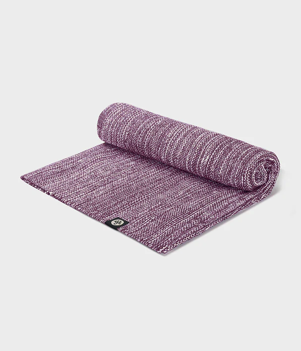 Manduka SHALA YOGA RUG - Χειροποίητο χαλάκι Yoga που διπλώνει - βαμβακι - Indulge Βάρος: 1,1 kg Διαστάσεις: ≈180cm x 70cm - mykarma.gr