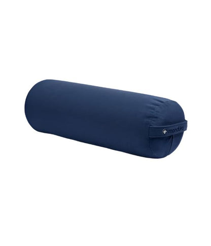 Manduka  enlight™ round Bolster - Midnight (blue).Διαστάσεις: 69 x 23 cm Βάρος: 1 kg - mykarma.gr