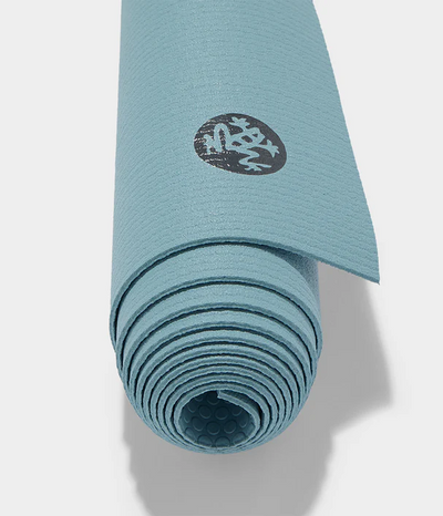 Στρώμα Manduka pro® Travel superlite yoga mat - Blue Lotus  2mm 180cm x 60cm  1,1kg - mykarma.gr