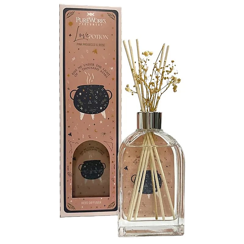 Celestial Magic Botanical Diffuser “Love Potion“ (Ξόρκι Αγάπης) - Ροζ Prosecco & Τριαντάφυλλα  150ml & ξυλάκια με βότανα | Αιθέριο Έλαιο