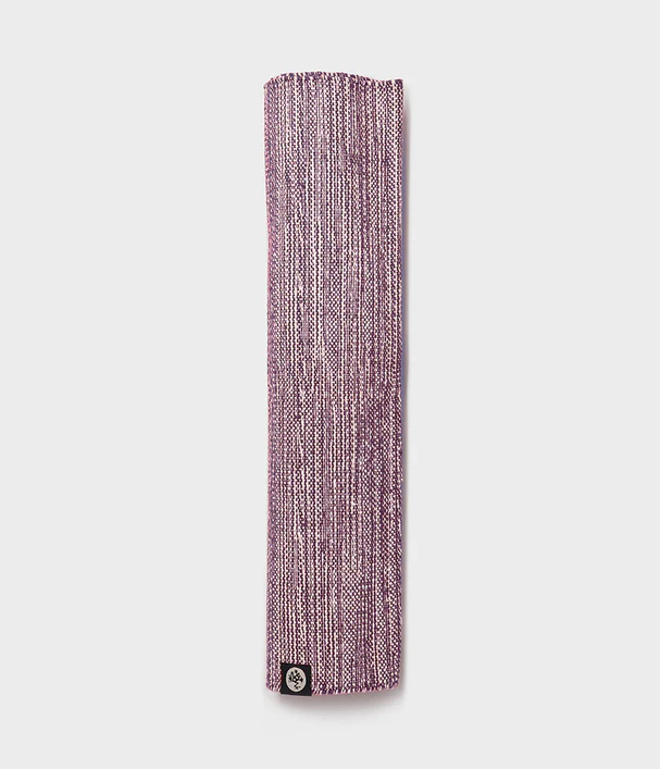 Manduka SHALA YOGA RUG - Χειροποίητο χαλάκι Yoga που διπλώνει - βαμβακι - Indulge Βάρος: 1,1 kg Διαστάσεις: ≈180cm x 70cm - mykarma.gr