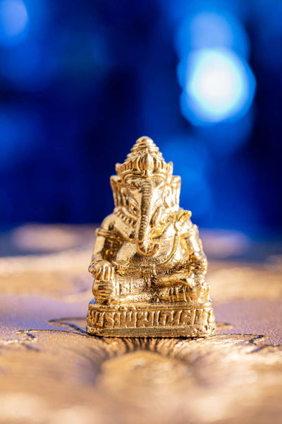 Μικρό αγαλματίδιο Ganesha ορείχαλκου (ιδανικό για ταξίδια) Μέγεθος: 2,5 x 1,5 cm Βάρος: 17 γρ - mykarma.gr