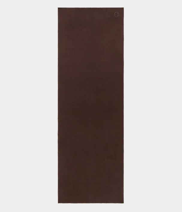 Manduka πετσέτα Στρώματος eQua® Yoga Towel - Caffe  183 x 67 cm   400 g - mykarma.gr