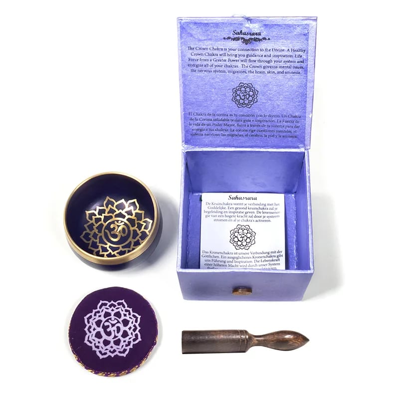 Σετ μουσικό μεταλλικό Singing Bowl 7o Chakra Crown Sahasrara με ραβδί & μαξιλάρι δώρο-μωβ Διαστάσεις: 7,6 εκ Βάρος: 230 γρ - mykarma.gr