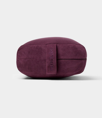 Manduka  enlight™ Rectangular Bolster - Indulge Διαστάσεις: 71 x 30 x 12 cm Βάρος: 1,1 kg - mykarma.gr