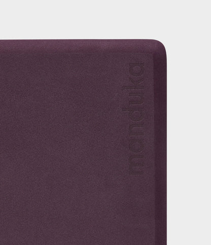 Manduka Recycled Foam Yoga Block - Indulge •450γρ  • 23 x 15 x 10 εκ - mykarma.gr