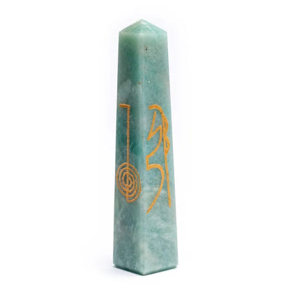 Φυσικό ορυκτό πέτρωμα-Οβελίσκος (Obelisk) Αμαζονίτης (Amazonite) με χαραγμένα σύμβολα του Reiki Διαστάσεις: 10 x 2 cm Βάρος: 80 gr - mykarma.gr