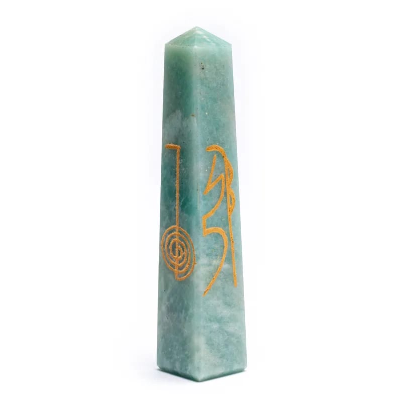Φυσικό ορυκτό πέτρωμα-Οβελίσκος (Obelisk) Αμαζονίτης (Amazonite) με χαραγμένα σύμβολα του Reiki Διαστάσεις: 10 x 2 cm Βάρος: 80 gr - mykarma.gr