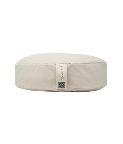 Μαξιλάρι Διαλογισμού Manduka Meditation Cushion με υποστήριξη διπλής όψης - Sand Διαστάσεις: 38cm x 12,7cm.Βάρος: 1,9 kg - mykarma.gr