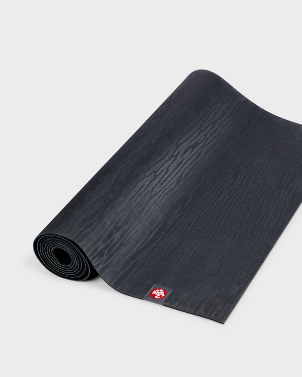 Στρώμα Yoga Manduka  eko®lite yoga mat - Charcoal  2.1 kg  180 cm x 61 cm  4 mm - mykarma.gr