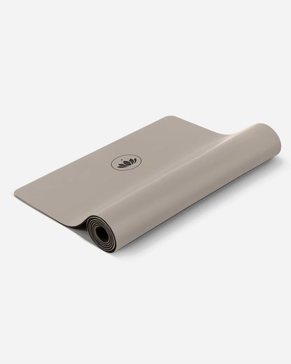 Lotuscrafts Yoga Mat PURE | Αντιολισθητικό στρώμα Yoga από φυσικό καουτσούκ PU - ποικιλία χρωμάτων  Βάρος: 2.6kg Διαστάσεις: 183cm x 66cm Πάχος: 0,4cm - mykarma.gr