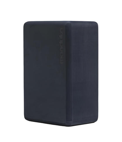 Manduka Recycled Foam Yoga Block - Midnight. •270γρ  • 23 x 15 x 10 εκ - mykarma.gr