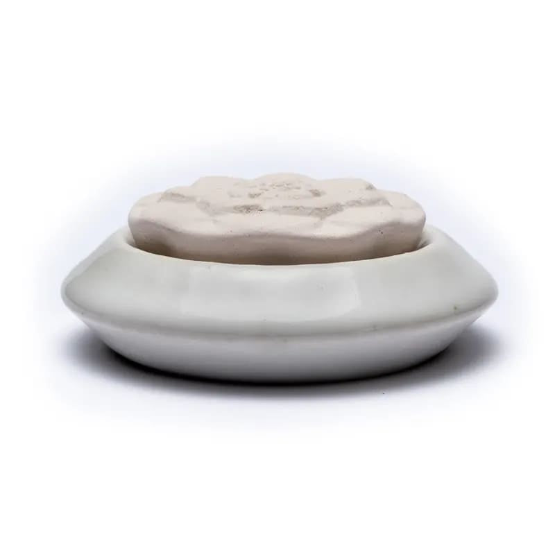 Αρωματική πέτρα/Aroma Stone Diffuser «Lotus» για Αιθέριο έλαιο - με λευκή βάση. Διαστάσεις 7,5 cm. - mykarma.gr