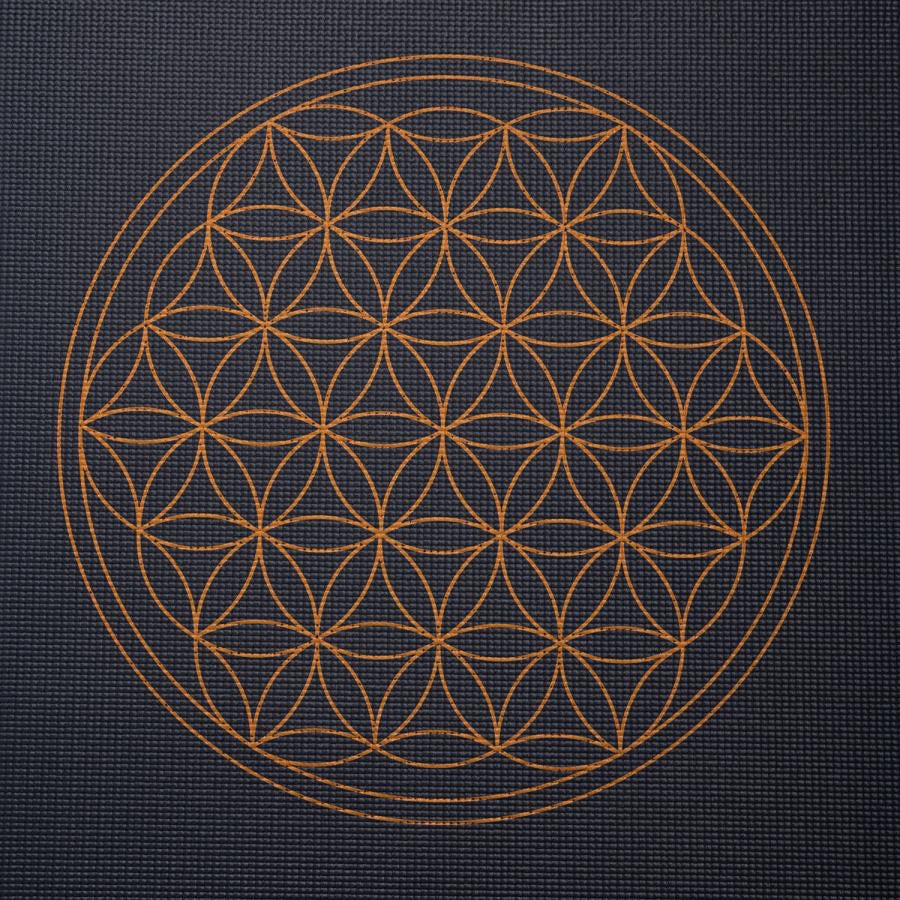 Bodhi στρώμα γιόγκα Leela με Flower of Life - anthracite  183 x 60 cm, 4.5 mm - mykarma.gr