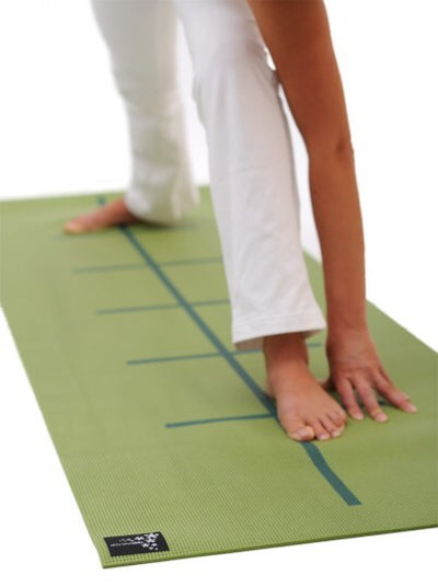 Yogistar- Yoga mat 'Plus -alignment'/Kiwi - Αντιολισθητικό στρώμα με ευθυγραμμίσεις για Yoga & Pilates.Διαστάσεις :195 cm x 61 cm x 5 mm.Βάρος 1,2 kg - mykarma.gr