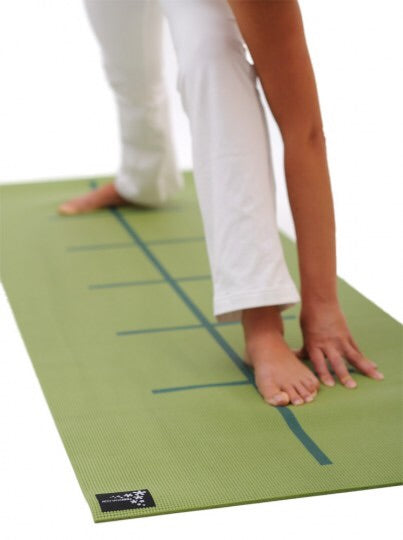 Yogistar- Yoga mat 'Plus -alignment'/Kiwi - Αντιολισθητικό στρώμα με ευθυγραμμίσεις για Yoga & Pilates.Διαστάσεις :195 cm x 61 cm x 5 mm.Βάρος 1,2 kg - mykarma.gr