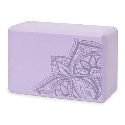Gaiam -Yoga & Pilates block -Lilac  Point. Διαστάσεις:22,6 cm x 15 cm x 10 cm.Βάρος:180 g - mykarma.gr