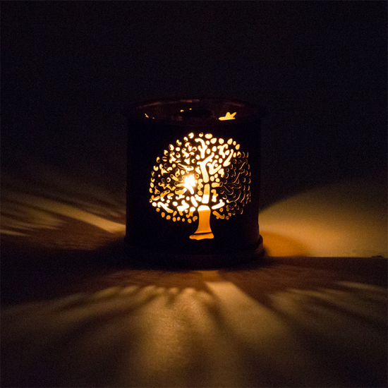 Καυστήρας Aromafume «Δέντρο της Ζωής»για θυμιάματα-τουβλάκια.Διαστάσεις 6,5x7cm.Βάρος: 100 g+ 9 Θυμιάματα-τούβλα Palo Santo.Βάρος: 40 g - mykarma.gr