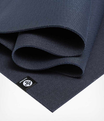 Στρώμα Manduka X Yoga Mat - Midnight  180cm x 61cm-5mm  1,8kg - mykarma.gr