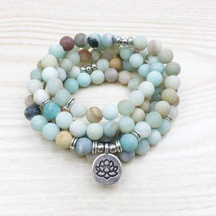 Mala με Αμαζονίτη(Amazonite) - ελαστικό - με Λωτό. Διαστάσεις: 0,8 cm + Τσάντα - mykarma.gr