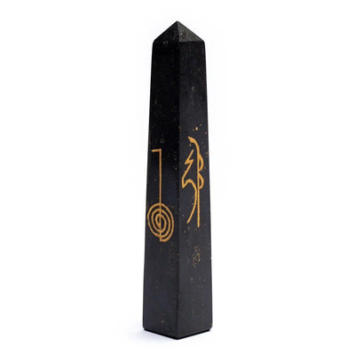 Φυσικό ορυκτό πέτρωμα-Οβελίσκος (Obelisk) Μαύρη Τουρμαλίνη (Black Tourmaline) με χαραγμένα σύμβολα του Reiki Διαστάσεις: 11 x 2 cm Βάρος: 90 gr - mykarma.gr
