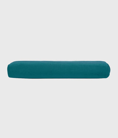 Manduka  Lean Bolster - Deep Sea.Διαστάσεις: 74 x 18 x 8cm Βάρος: 0,45 kg - mykarma.gr