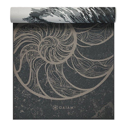 Gaiam Premium Reversible Στρωμα Yoga Spiral Motion- 2 Διαφορέτικα σχέδια στο ίδιο στρώμα(2 όψεις) Διαστάσεις: Μήκος: 173 εκ Πλάτος: 61 εκ Πάχος: 6 mm - mykarma.gr