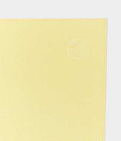 Manduka πετσέτα Στρώματος eQua® Yoga Towel - Lemon   183 x 67 cm   400 g - mykarma.gr
