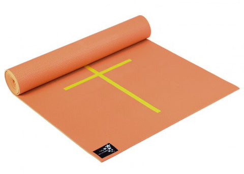 Yogistar- Yoga mat 'Plus -alignment'/Mango - Αντιολισθητικό στρώμα με ευθυγραμμίσεις για Yoga & Pilates.Διαστάσεις :195 cm x 61 cm x 5 mm.Βάρος 1,5 kg - mykarma.gr