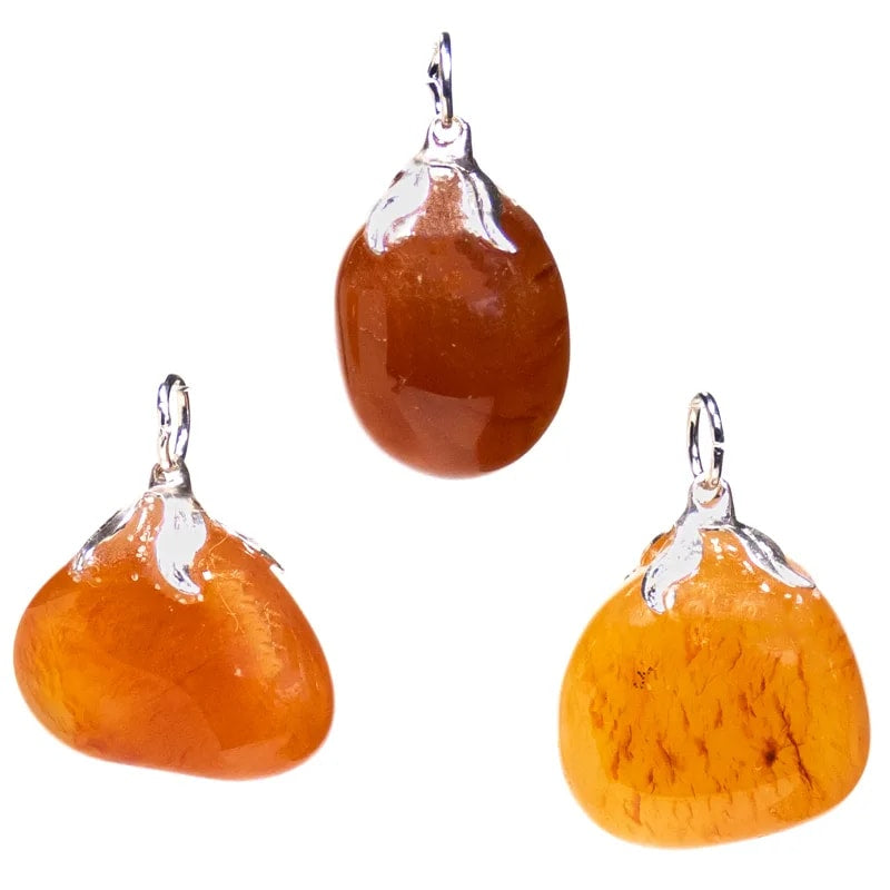 Κρεμαστό Μενταγιόν από Καρνεόλη (Carnelian).Διαστάσεις: 2 εκ (Η συσκευασία περιέχει 1 τεμάχιο) - mykarma.gr