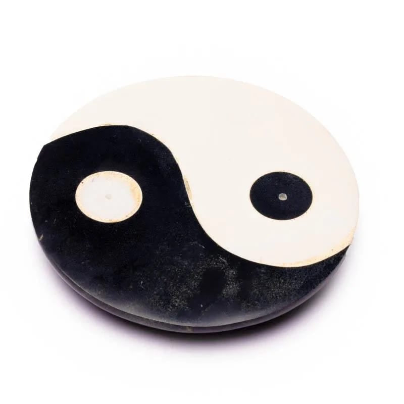 Βαση για Στικ Yin Yang από φυσική Σαπουνόπετρα.  Διαστάσεις: 10 cm - mykarma.gr