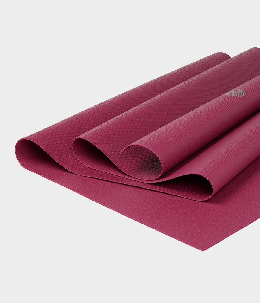 Manduka Yoga Mat PRO™ KIDS Long - Στρωμα Yoga για Παιδιά - majesty.Διαστάσεις: 152 x 61 cm x 2,5 mm. Βάρος:1,1 kg - mykarma.gr
