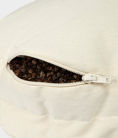Μαξιλάρι Διαλογισμού Manduka Meditation Cushion με υποστήριξη διπλής όψης - Deep Sea .Διαστάσεις: 38cm x 12,7cm.Βάρος: 1,9 kg - mykarma.gr
