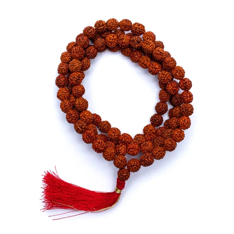 Mala Rudraksha - φυσικοί σπόροι Α ποιότητας - 108 χάντρες με κόκκινη φούντα. Διαστάσεις: ±0.7 εκ - mykarma.gr