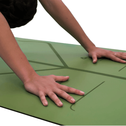 Liforme Yoga Mat Οlive | Στρώμα Yoga Πράσινο/Λαδί + τσάντα ΔΩΡΟ.Βάρος 2.5kg Διαστάσεις 185cm x 68cm Πάχος 4.2mm - mykarma.gr